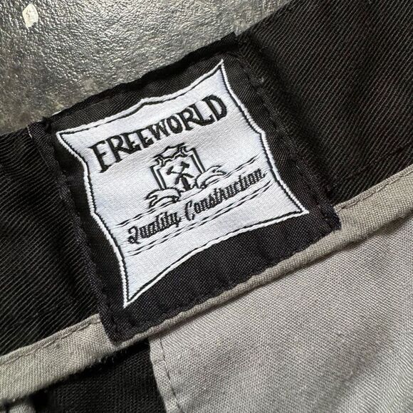 FreeWorld Quality Garments Black Flat Front Men’s Short Size 34 Essential - Picture 7 of 11